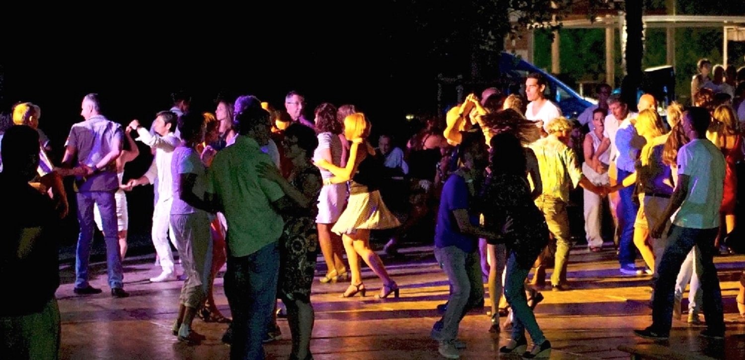 Photo d'une soirée dansante organisée par orakle events